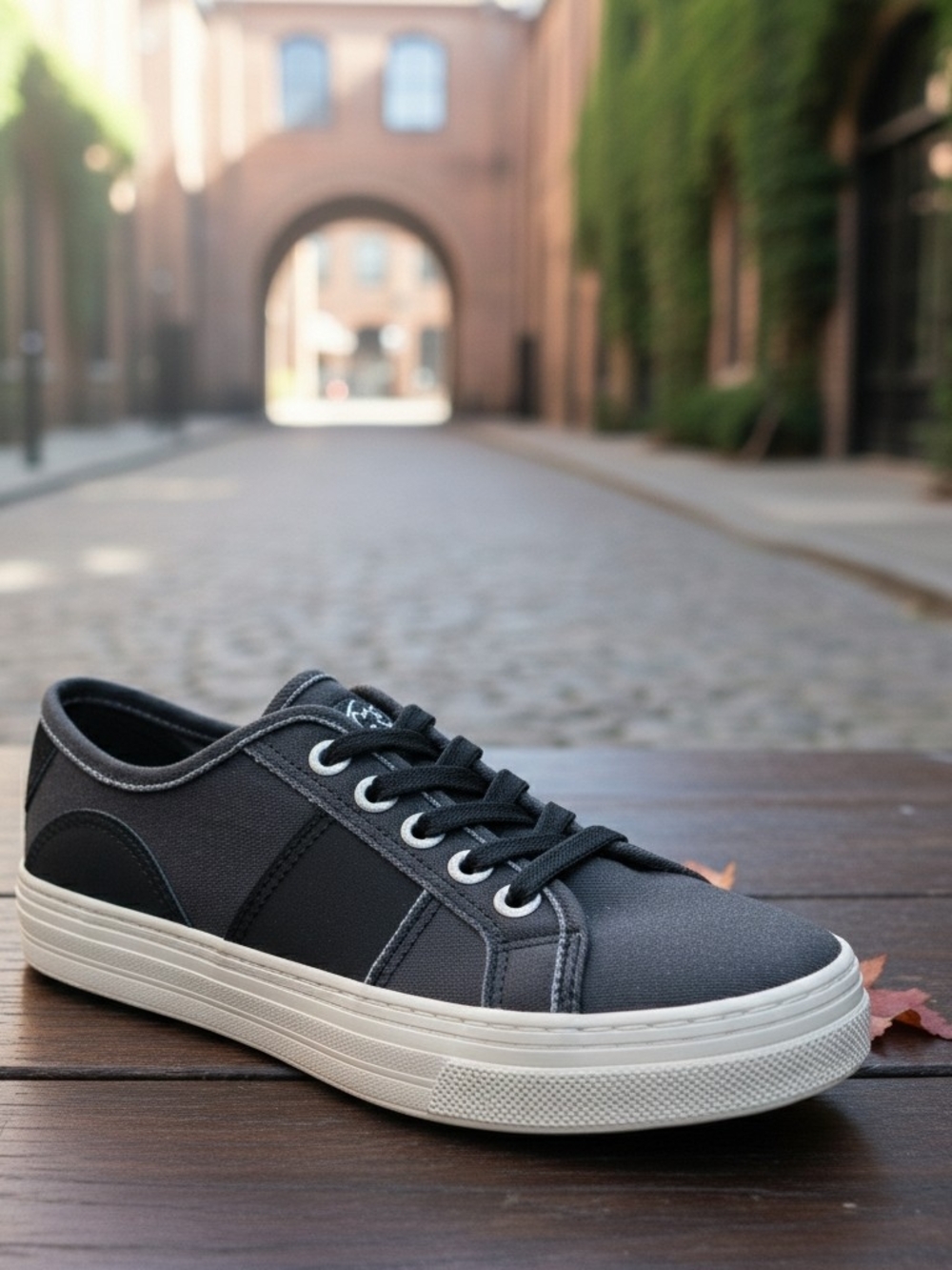 Blowfish Malibu Super Smile Casual Low-Top Canvas Sneakers - Black & Blue-Grey